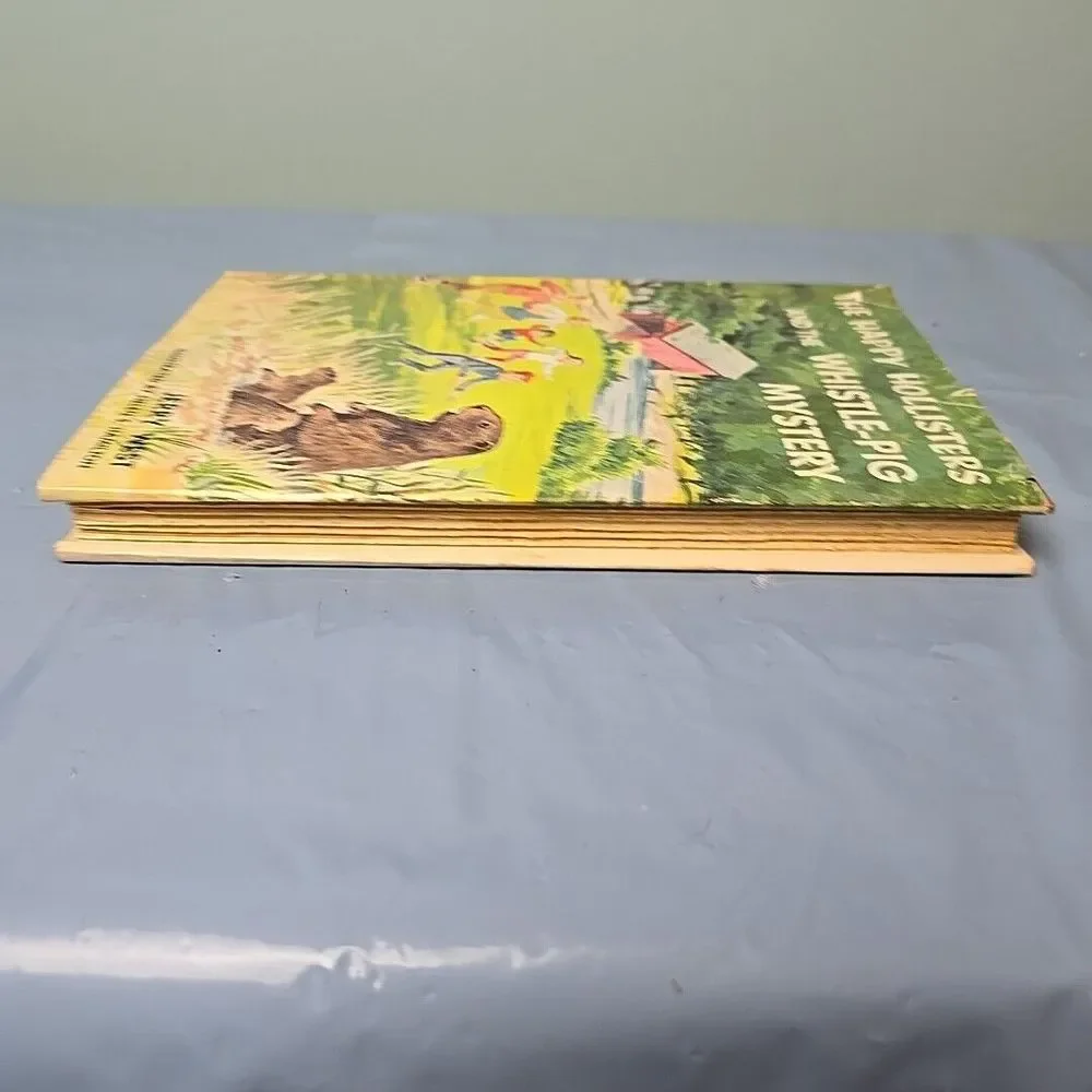 VINTAGE The Happy Hollisters and the The Whistle-Pig Mystery Book‎ Jerry West